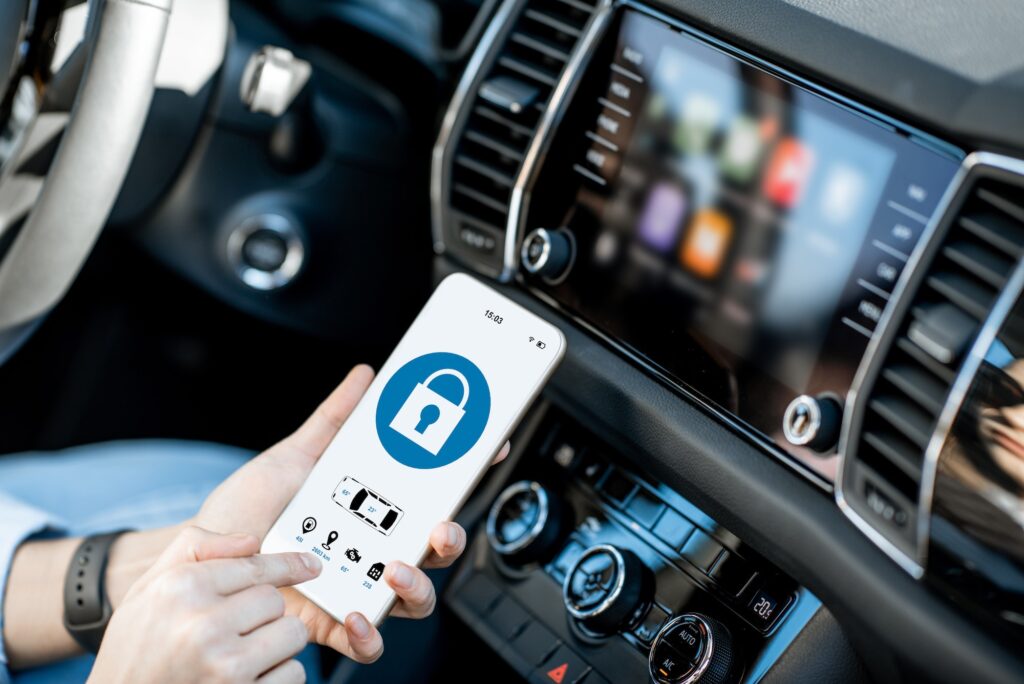 Smart phone with alarm application in the car